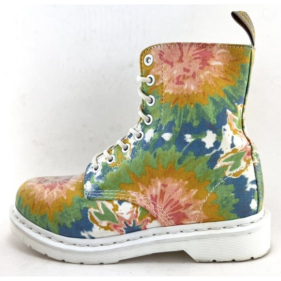 Dr. Martens V Page MTD Tie Dye Multicolor Ankle Boots Womens Size 7 AW004 - Picture 1 of 10
